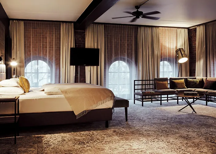 Gastwerk Hotel 4*